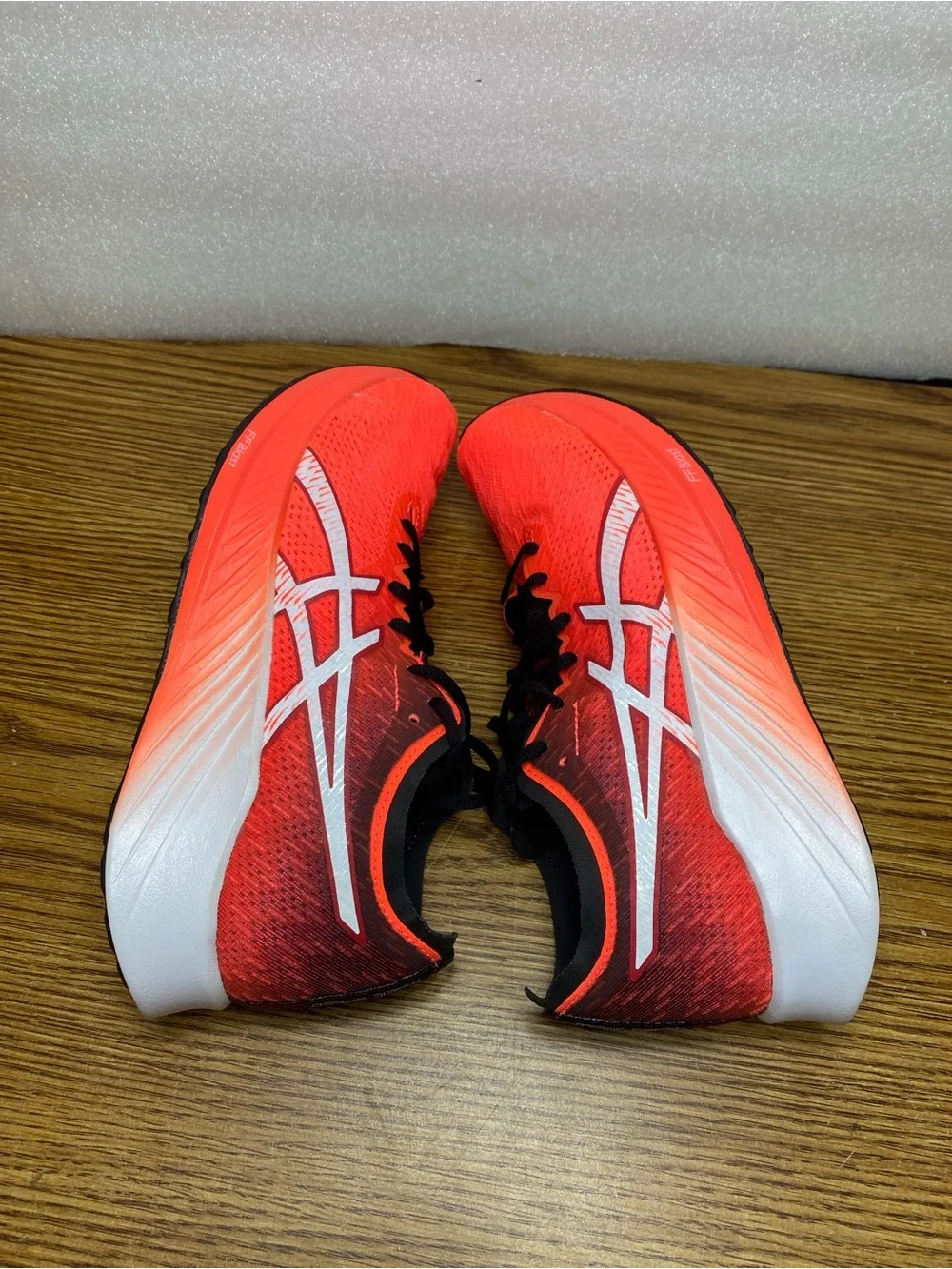 Asics Magic Speed Red Orange White Running Shoes Sneaker 1011B026 Size 7.5 New